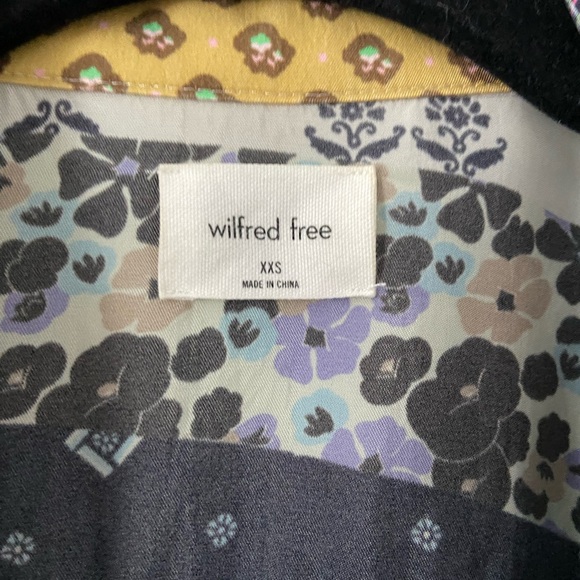 Aritzia Aries Wilfred Free Printed Button down super oversized shirt XXS - Picture 6 of 8